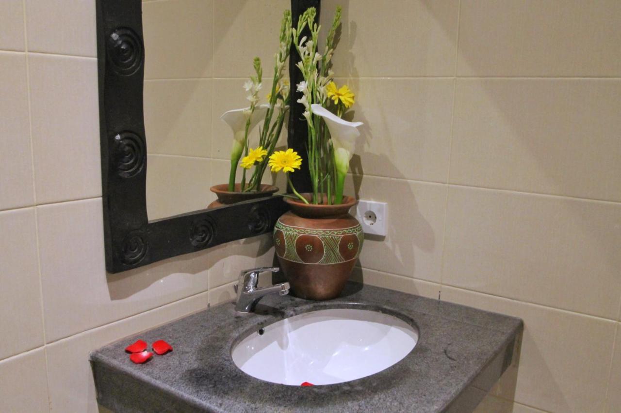 Dewi Putri House Hotel Ubud  Room photo